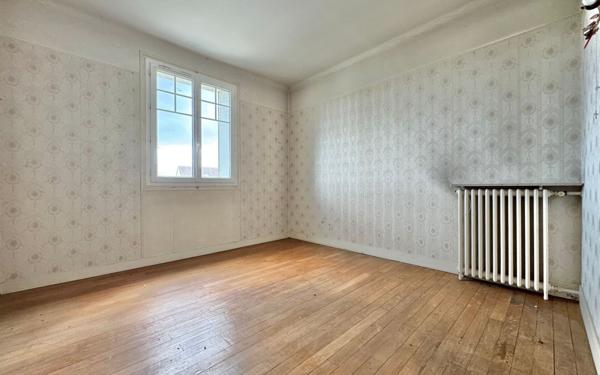 Maison à vendre    5 pièces •  Lèves