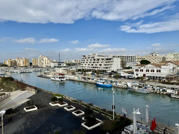 Palavas-les-Flots (34250) CARNON OUEST APPARTEMENT TRAVERSANT TYPE 3 TERRASSE ET PARKING