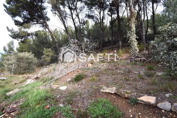 Charme et potentiel au cœur de la nature du Garlaban à Allauch