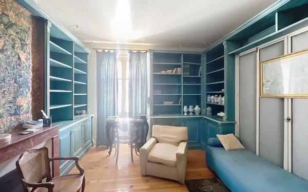 Appartement à vendre    4 pièces • 142 m2 Biarritz