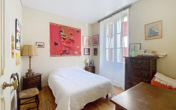 Appartement à vendre    4 pièces • 142 m2 Biarritz
