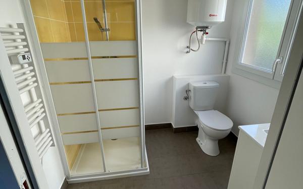 Appartement à vendre    40 pièces • 611 m2 Limoges