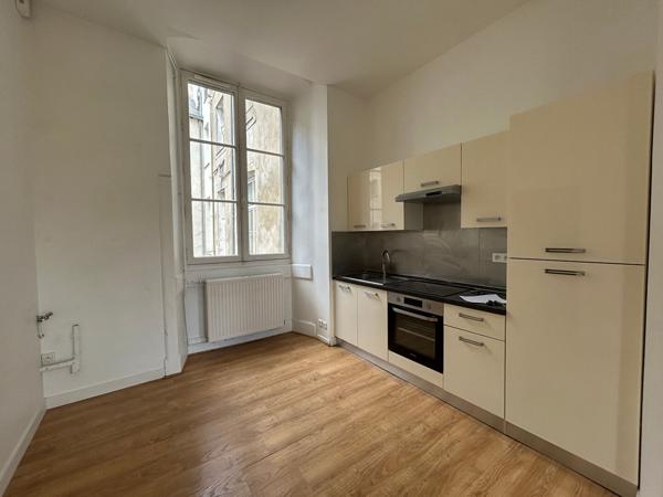 Appartement Nantes 4 pièce(s) 87.64 m2, Nantes 44000