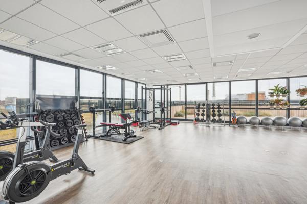 Bureaux à louer à Asnières-sur-Seine avec vue Seine et accès RER