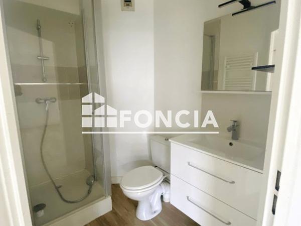 Location Studio 22.79 m² - 14 RUE DU DOCTEUR CALMETTE Caen 14000