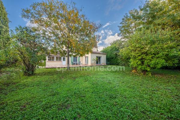 A vendre Propriété arborée et clôturée (04) avec 2 maisons individuelles