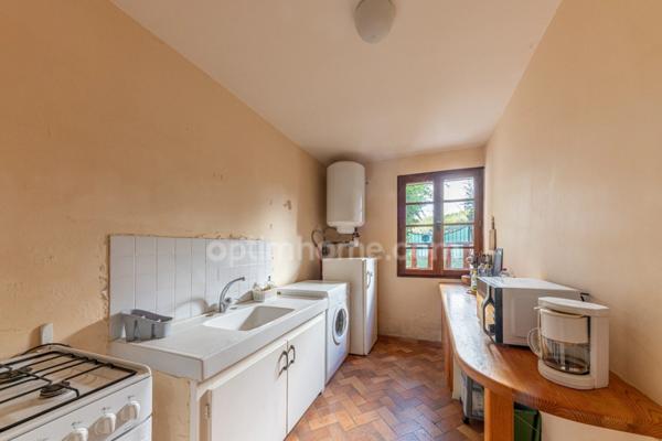 A vendre Propriété arborée et clôturée (04) avec 2 maisons individuelles