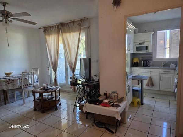 Appartement T3, 2 chambres – 52 m² – Solliès-Pont, Résidence récente avec ascenseur, loggia et parking