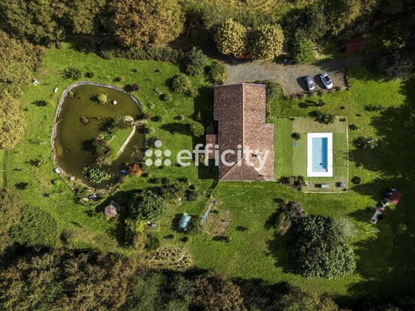 Maison 6 pièces - 250 m²