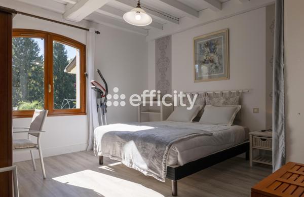 Maison 6 pièces - 250 m²