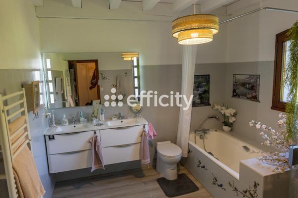 Maison 6 pièces - 250 m²