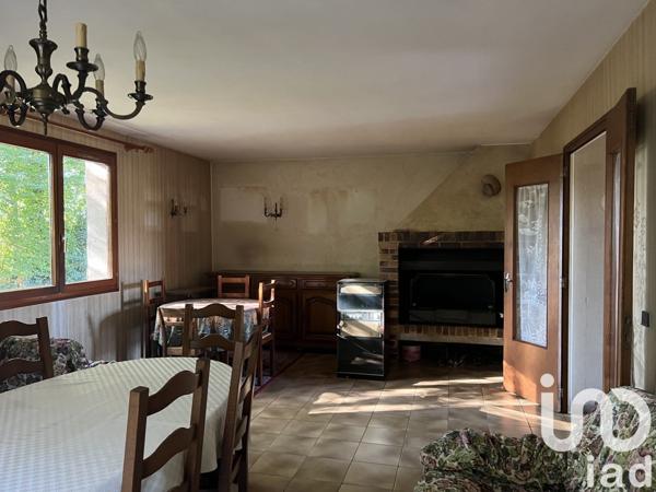 Maison traditionnelle 5 pièces de 127 m² à Courtenay (45320)