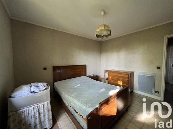 Maison traditionnelle 5 pièces de 127 m² à Courtenay (45320)