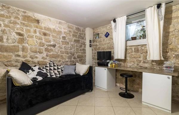 Charmante maison avec jardin en plein cœur de Houilles