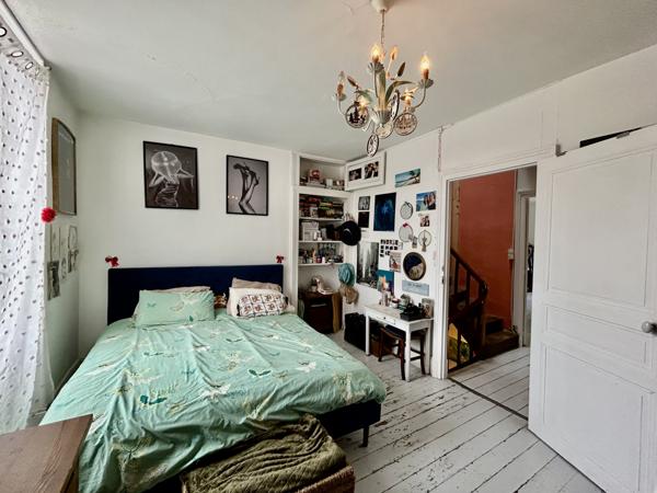 Maison de 6 chambres, salon, cuisine, coeur de ville de Civray