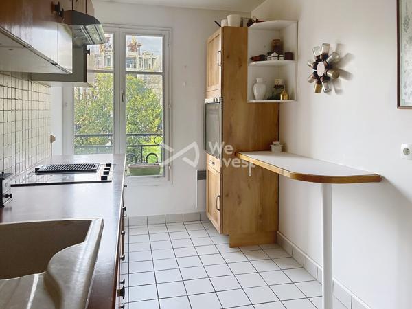 APPARTEMENT COEUR DE VILLE AVEC PARKING
