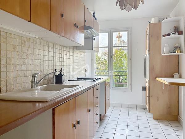APPARTEMENT COEUR DE VILLE AVEC PARKING