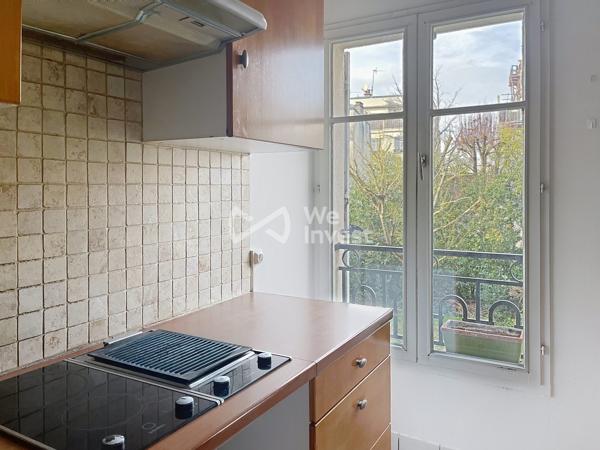 APPARTEMENT COEUR DE VILLE AVEC PARKING