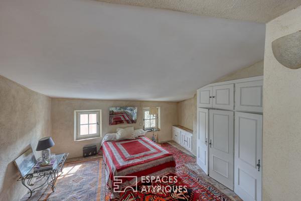 Maison authentique au coeur du village du Revest