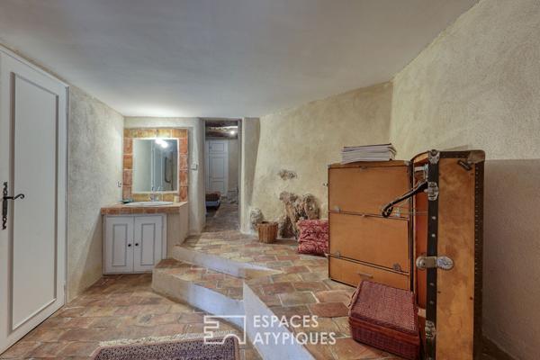 Maison authentique au coeur du village du Revest