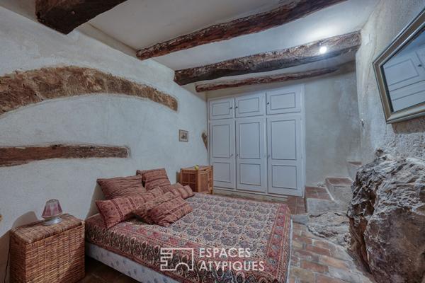 Maison authentique au coeur du village du Revest