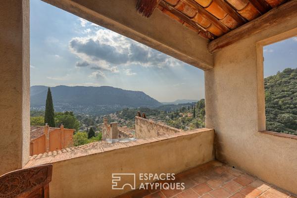 Maison authentique au coeur du village du Revest