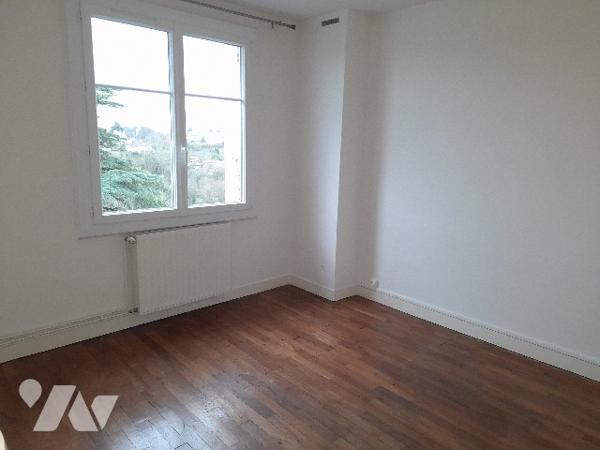 POITIERS, quartier Montmidi - maison 4 pièces en bon état