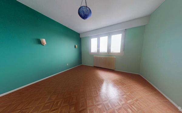 Appartement à vendre    5 pièces • 92 m2 Hoenheim