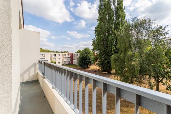 Rare ! T3 dernier étage avec balcon et parking