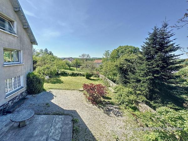 Maison à vendre 8 pièces de 231 m²