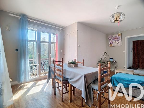 Appartement à vendre 4 pièces 73,65 m² Tournon-sur-Rhône