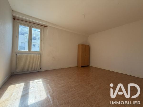 Maison à vendre 6 pièces 188 m² Saumur