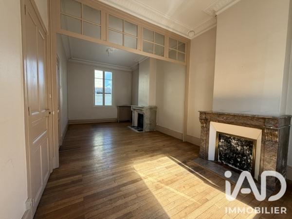 Maison à vendre 6 pièces 188 m² Saumur