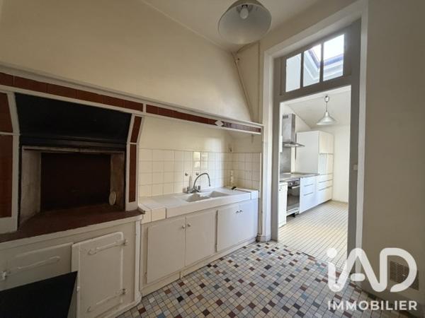 Maison à vendre 6 pièces 188 m² Saumur