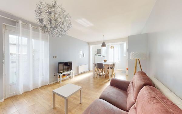 Maison à vendre    3 pièces •  Vaulx-en-Velin