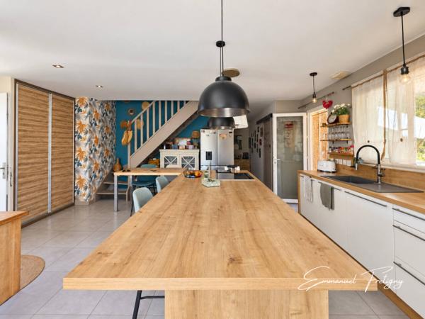 Maison à vendre 6 pièces de 165 m²