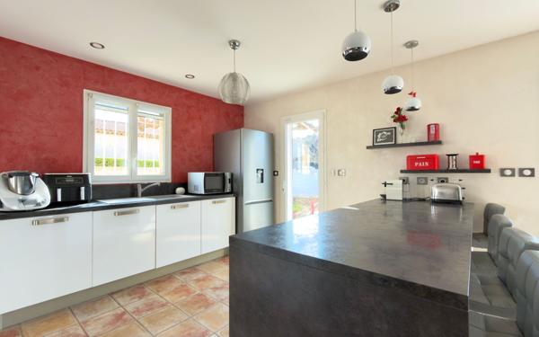 Maison à vendre    6 pièces • 127 m2 Miramas