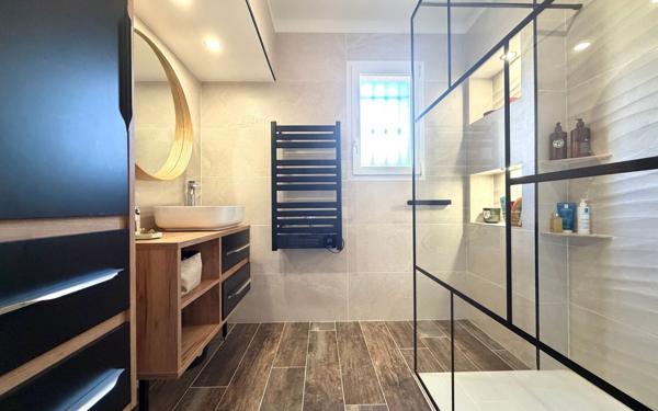 Maison à vendre    6 pièces • 127 m2 Miramas