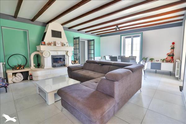 Maison à vendre |  Boutiers-Saint-Trojan |  7 pièces | 232 m²