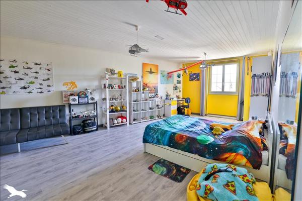 Maison à vendre |  Boutiers-Saint-Trojan |  7 pièces | 232 m²