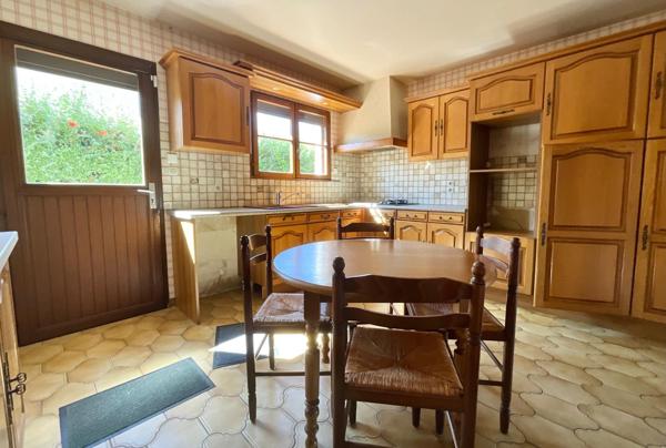 Maison À Vendre, dans la commune de Saint Doulchard