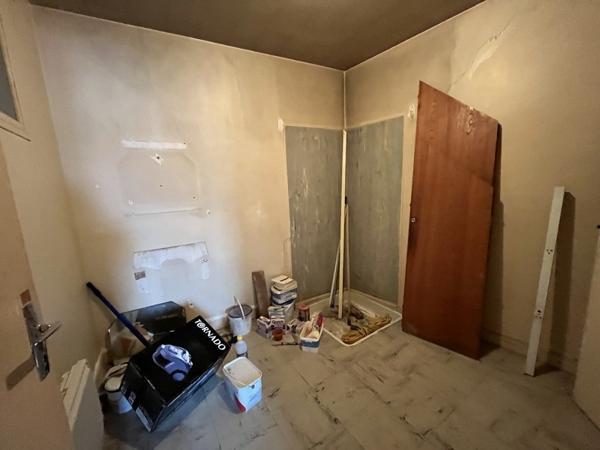 Maison à vendre 40 000 € Magnac-Laval 3 p 82,5 m² DPE D