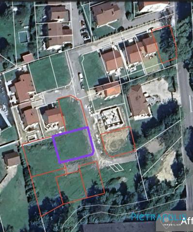 TERRAIN LIBRE CONSTRUCTEUR de 400m2 - centre village SAINT PAUL DE VARAX