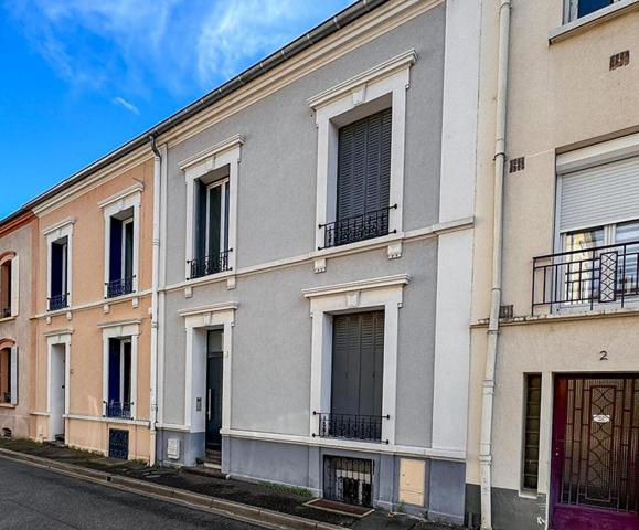 Immeuble Vichy 6 pièce(s) 120 m2