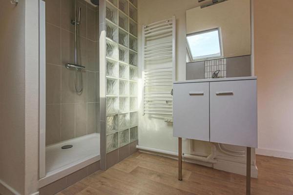 Immeuble Vichy 6 pièce(s) 120 m2