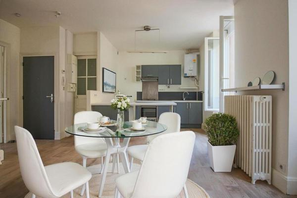 Immeuble Vichy 6 pièce(s) 120 m2