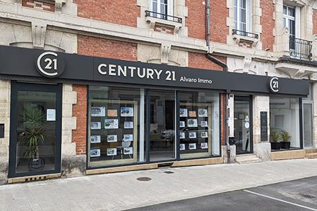 Maison à vendre  8 pièces - 252,51 m 2   VILLERS COTTERETS  - 02