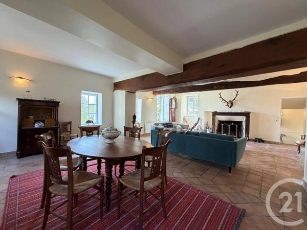 Maison à vendre  8 pièces - 252,51 m 2   VILLERS COTTERETS  - 02