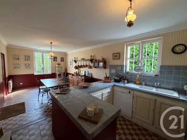 Maison à vendre  8 pièces - 252,51 m 2   VILLERS COTTERETS  - 02