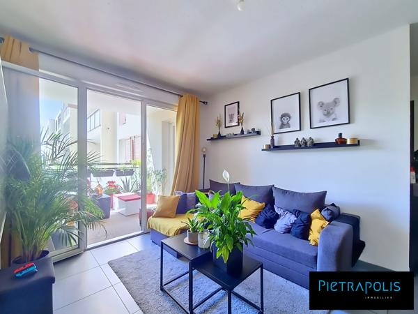 T2 46m² - étage élevé - terrasse couverte - garage en sous sol